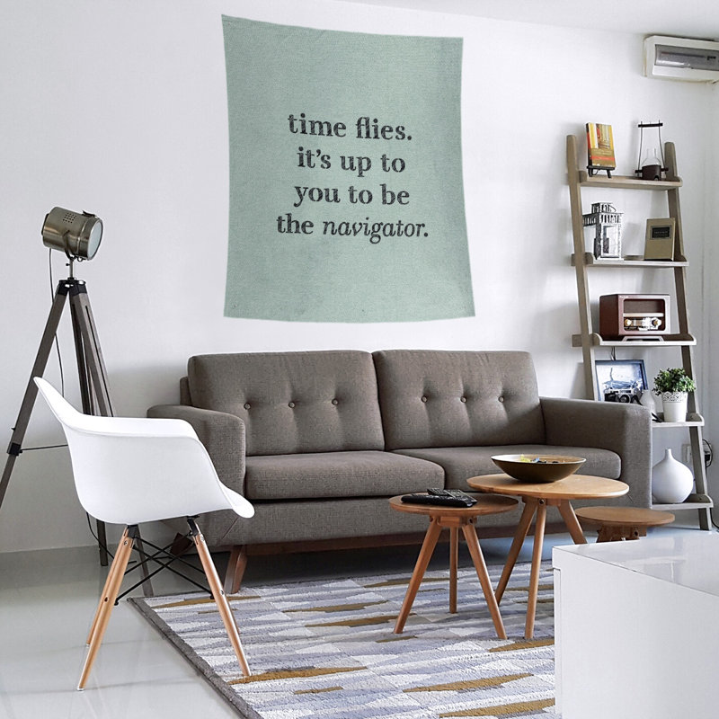 Tapisserie quote-quote time à l’écriture en polyester, H 104 po x l 88 po, Vert / Noir
