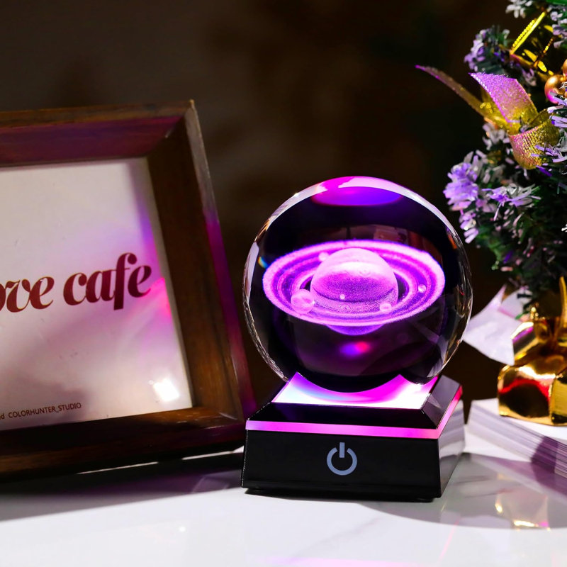 Boule de cristal de Saturne gravée au laser 3D avec base de lumière DEL multicolore