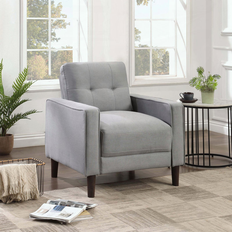 Fauteuil d'appoint compact avec ressorts ensachés et accoudoirs compacts