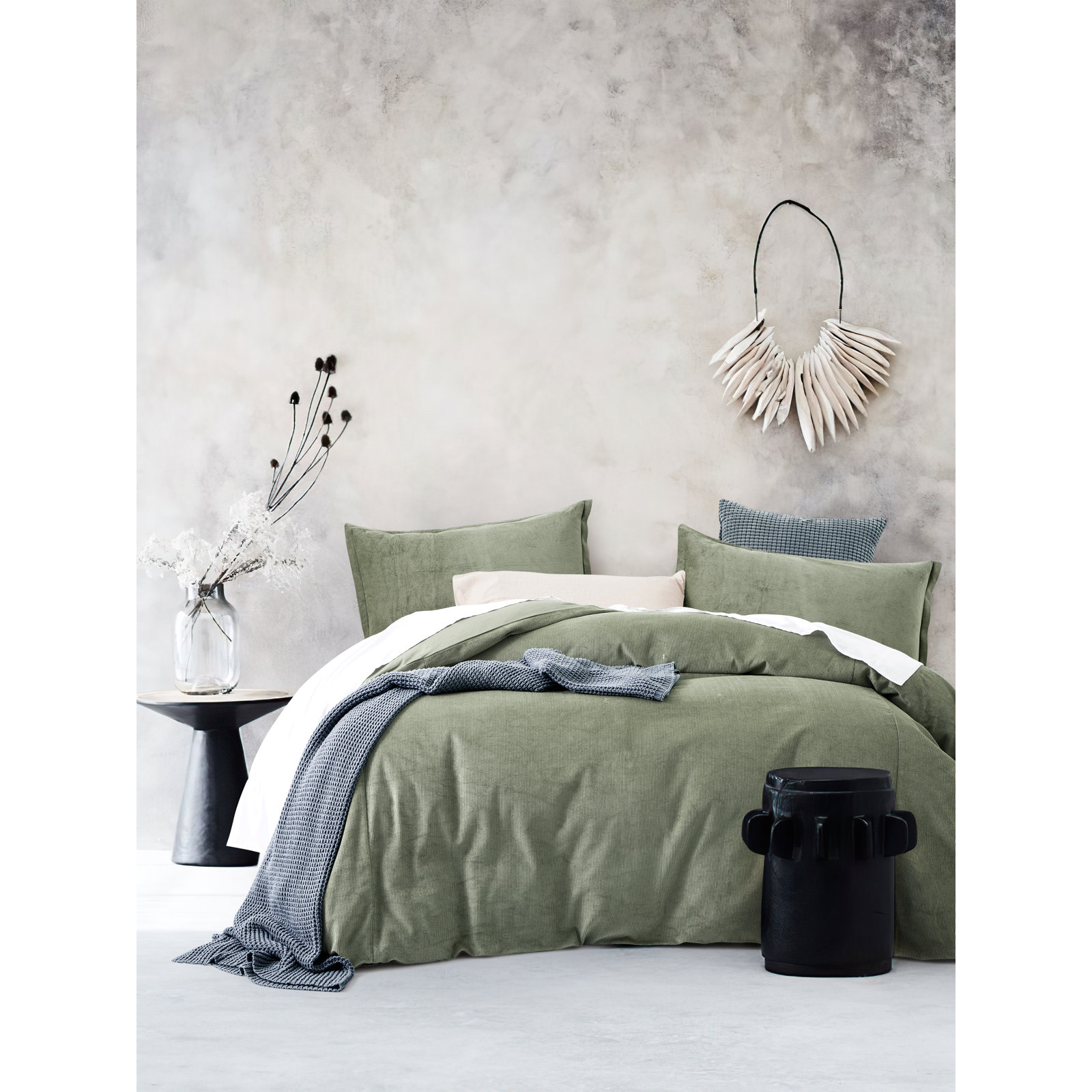 Neil Cotton Sateen Duvet Cover Set, Queen Duvet Cover + 2 Pillowcases, Moss