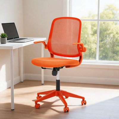 Chaise orange avec accoudoirs rabattables, chaise de bureau en filet respirant avec support lombaire, chaise d'ordinateur pivotante réglable