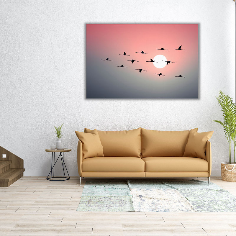 Vol de flamants roses volant dans le ciel pendant le coucher du soleil - reproduction d'art sur toile, H 40 po x l 60 po