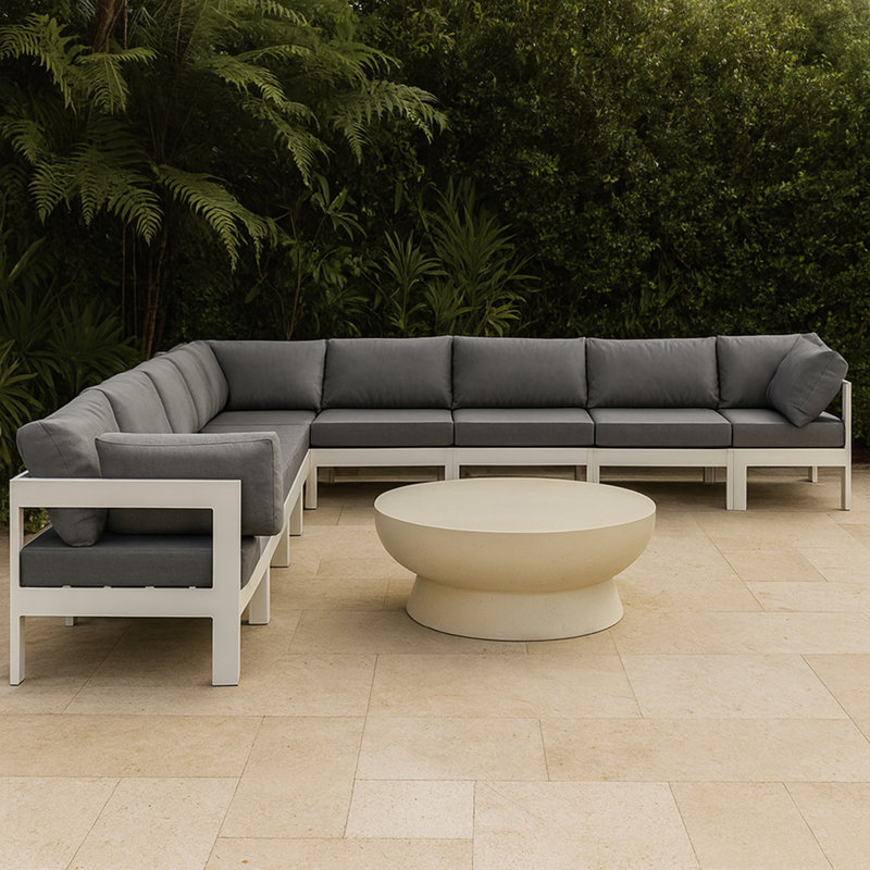 Canapé modulaire d'extérieur faisant face à la droite de 180 po avec coussins Griton, Gris, Blanc