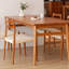 Table en bois massif confortable et spacieuse-154961395
