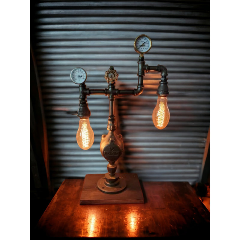 Lampe de table arquée 27 po Unita