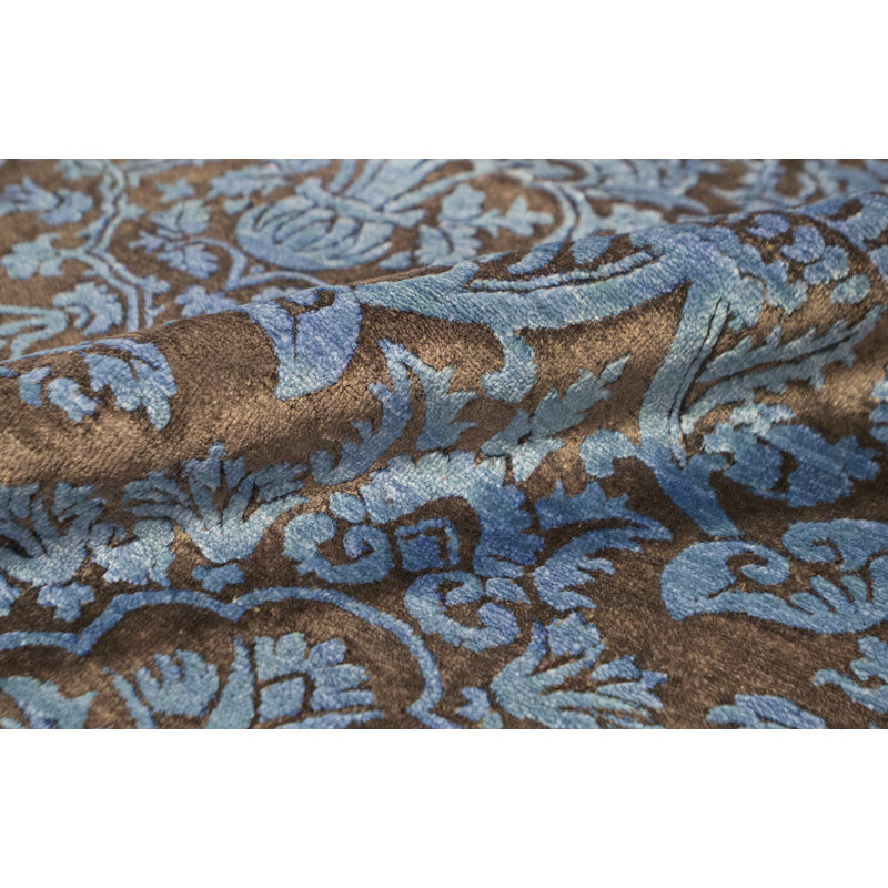 Damask Area Rug in Blue