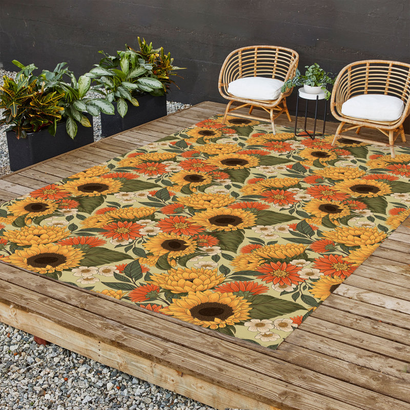 Ayrica Floral Indoor / Outdoor Rug, Rectangle 8' x 10'