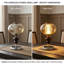 Lampe de table rétro sans cordon avec abat-jour ambre en verre Bauhaus