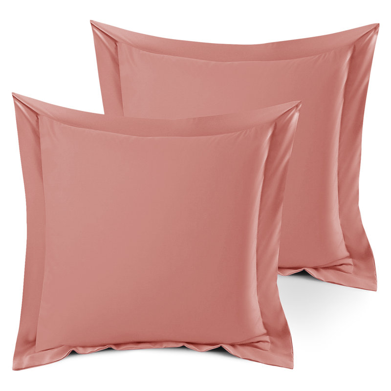 Polyester Bedding, 18" x 18", Misty Rose