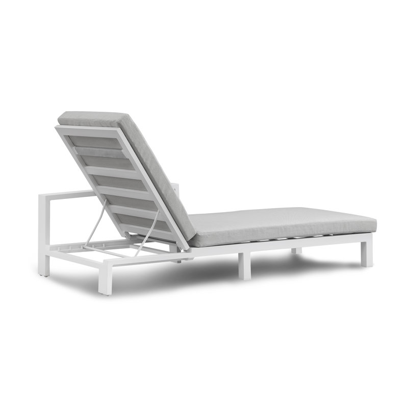 Double chaise longue d'extérieur en métal Hoyt, Coussin gris silex / cadre noir ardoise, Light Grey