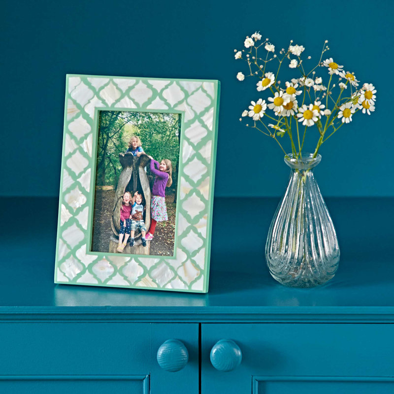 6″ x 4″ Kajol Green Mother of Pearl Photo Frame