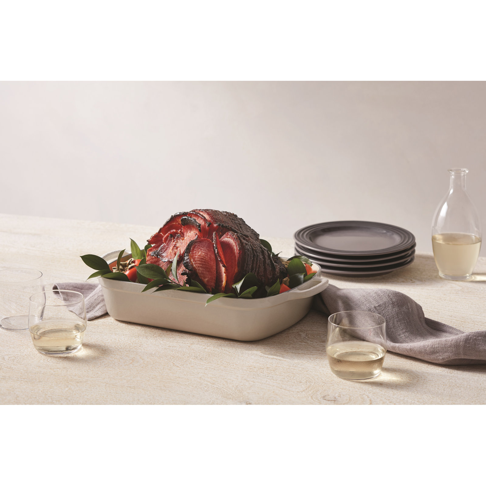 Le Creuset Signature Enameled Cast Iron Roaster, 5.25 qt., Meringue