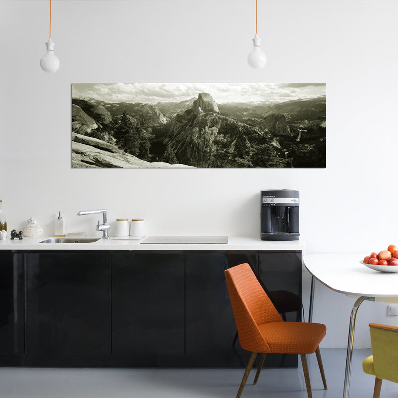 « half dome », reproduction de photo sur toile, H 20 po x l 60 po x P 1,5 po, Toile tendue