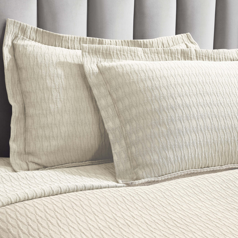 Calvert 100% Cotton Medium Weight Matelassé Diamond Lattice Bedspread Set, Queen Bedspread + 2 Standard Shams, Ivory