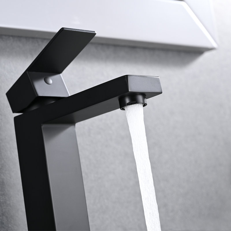 Single-Hole Single-handle Bathroom Faucet with Drain Assembly, Matte Black