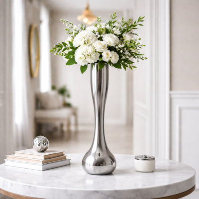 Vase de table en aluminium fabriqué à la main Kinzah
