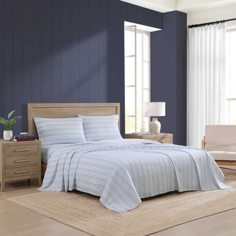 Tommy Hilfiger Printed Percale Cotton Sheet Set, King Sheet Set with 2 Pillowcases, Light Blue Striped