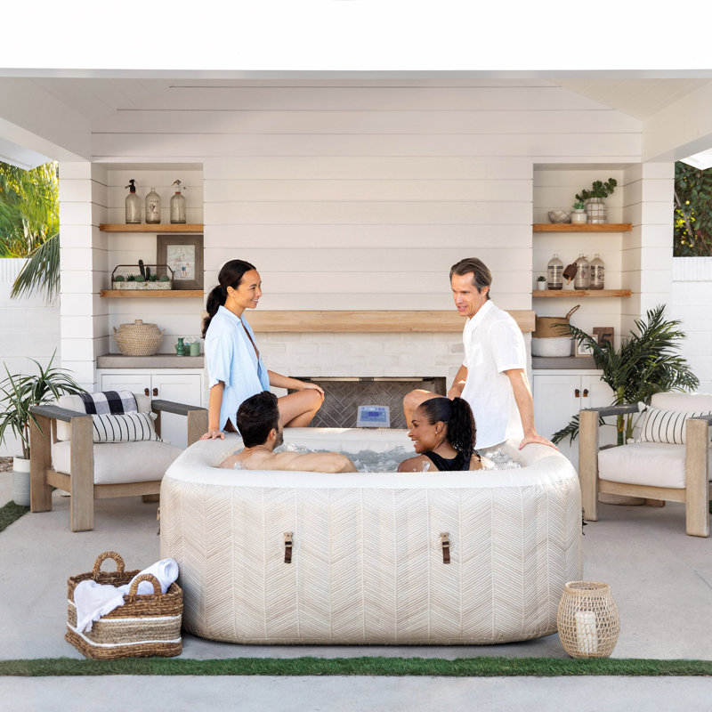 PureSpa: Chevron Deluxe Hot Tub - 4 Person