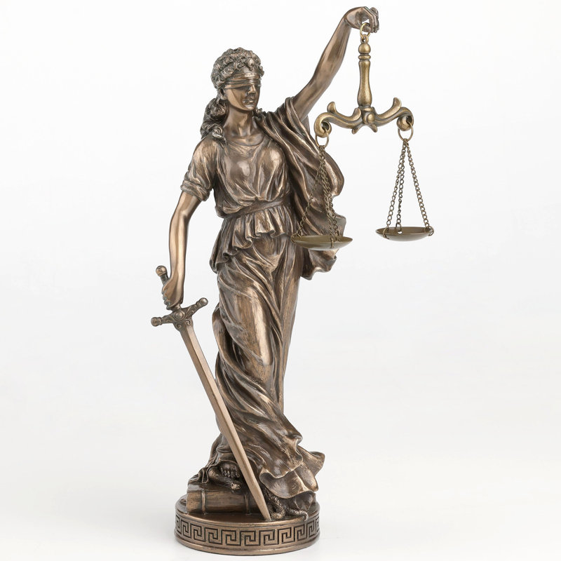 11.02 Figurine Bronze Poly Resin