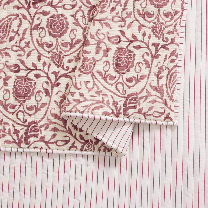 Eden Paisley 3-Piece Reversible Quilt Set, Full/Queen Quilt + 2 Standard Shams, Burgundy Purple