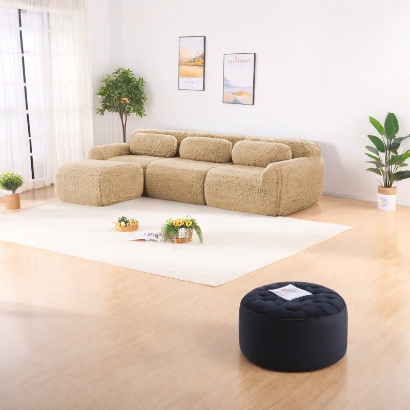 Canapés moelleux confortables en forme de L, de conception moderne, idéaux pour un usage domestique