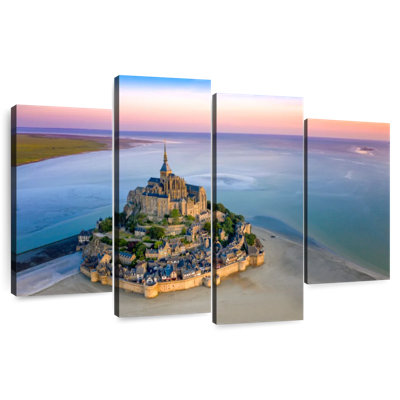 Adella Mont St.-Michel, France, Normandie