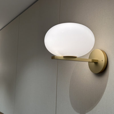 Alba 1 - Light Armed Sconce