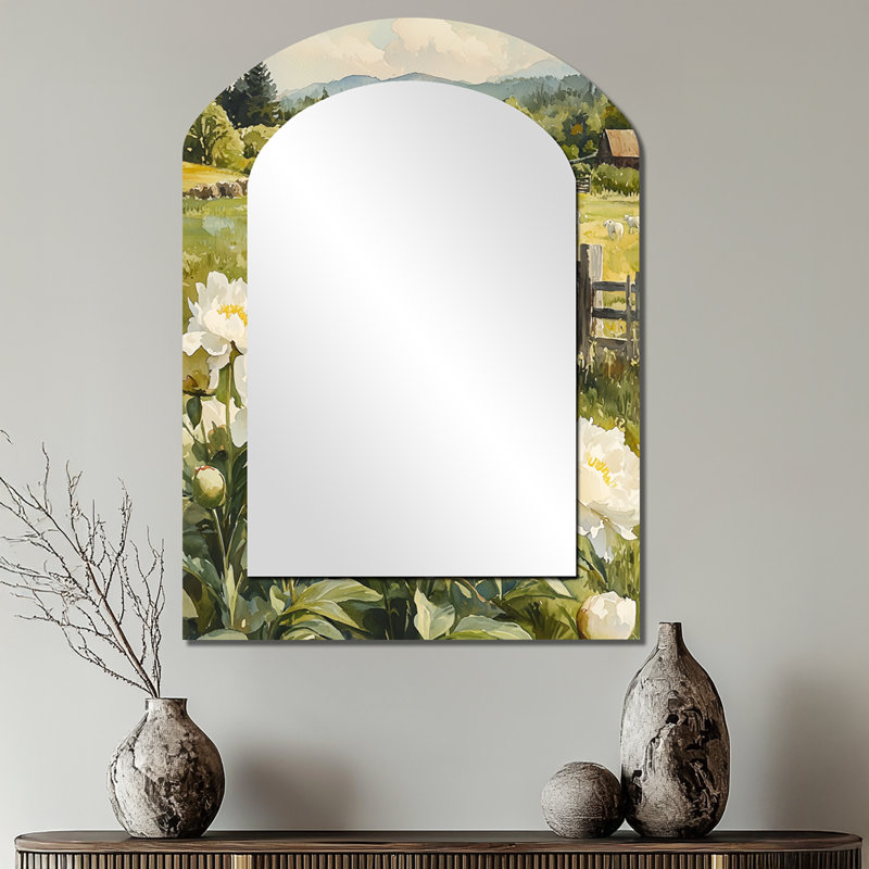 «Farm Pe pivons In The Goat Pen I» - miroir asymétrique pivoines, miroir mural unique à arche blanche, impression d'art en métal