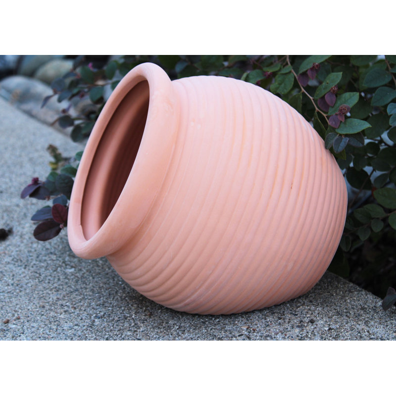 Grand pot en terre cuite naturel tombé ou pot suspendu
