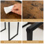 Table d'appoint industrielle avec structure en acier et rangement ouvert