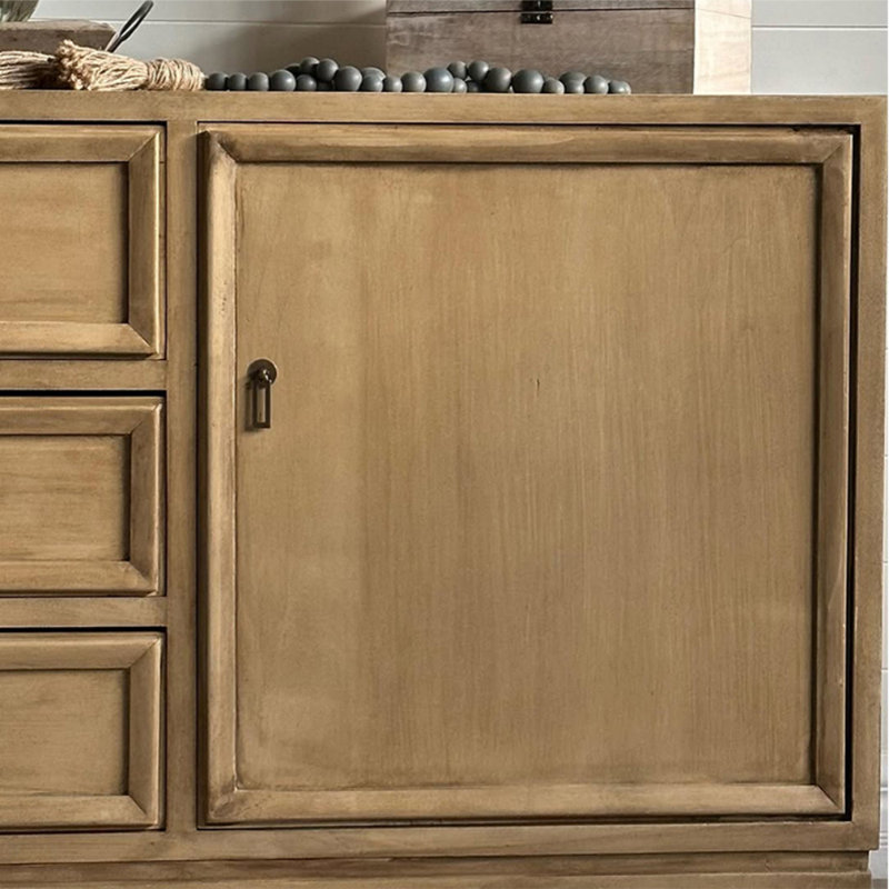 Large-Capacity Minimalist Sideboard