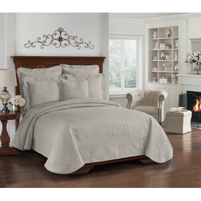 Historic Charleston King Charles Lightweight Cotton Matelasse Quilted Coverlet, Queen, Grey 