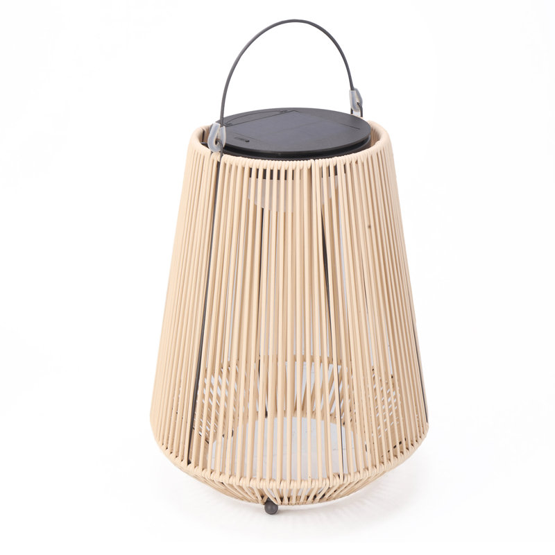 Lanterne d'extérieur carrée en rotin, rechargeable à énergie solaire, lampe de camping portative pour terrasse, jardin et pelouse.