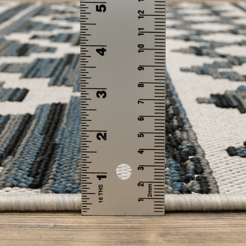 Abdur-Rahman Geometric Indoor / Outdoor Rug, Runner 1'10" x 3'9"
