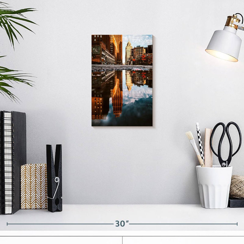 Aime Majestic Detroit Skyline, 12" H x 8" W