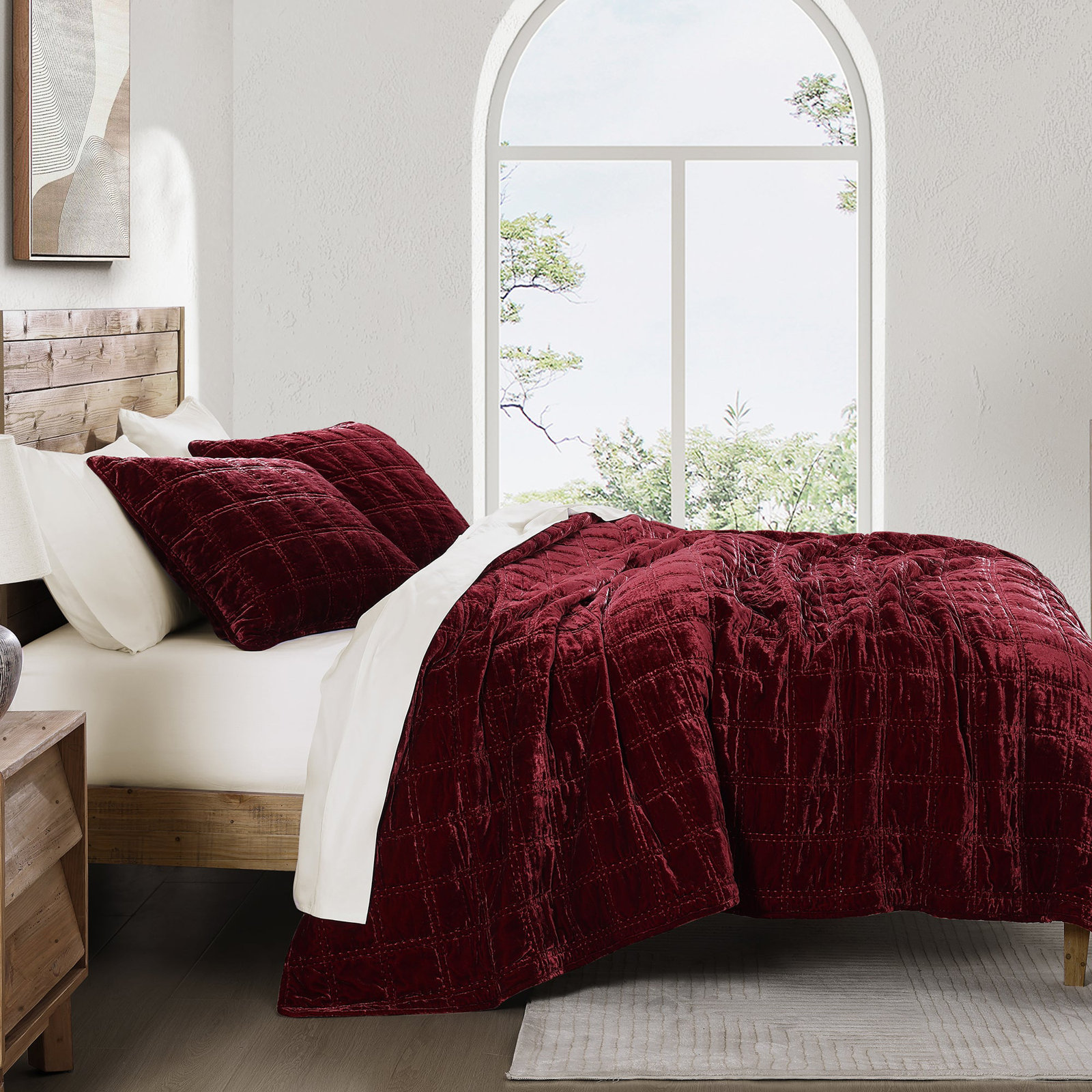 Stella Velvet Quilt Set, King Quilt + 2 King Pillowcases, Red