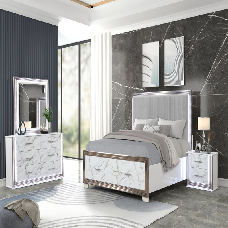 Dresser Marble Patterned Drawer Fronts With Sleek White Finish, Metallic Handle  And Six Spacious Drawers