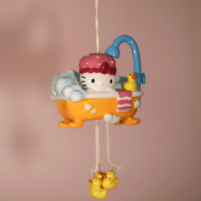 Carillon Hello Kitty Tub Time