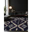 Tapis gris soyeux et moelleux-647003091