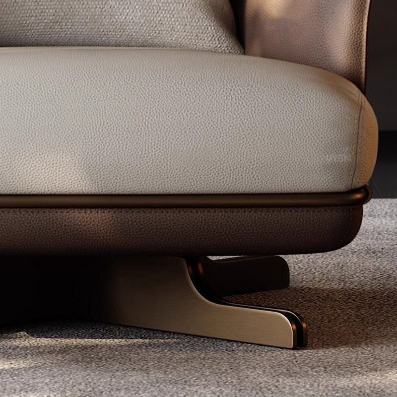 Chaise en similicuir avec structure en pin