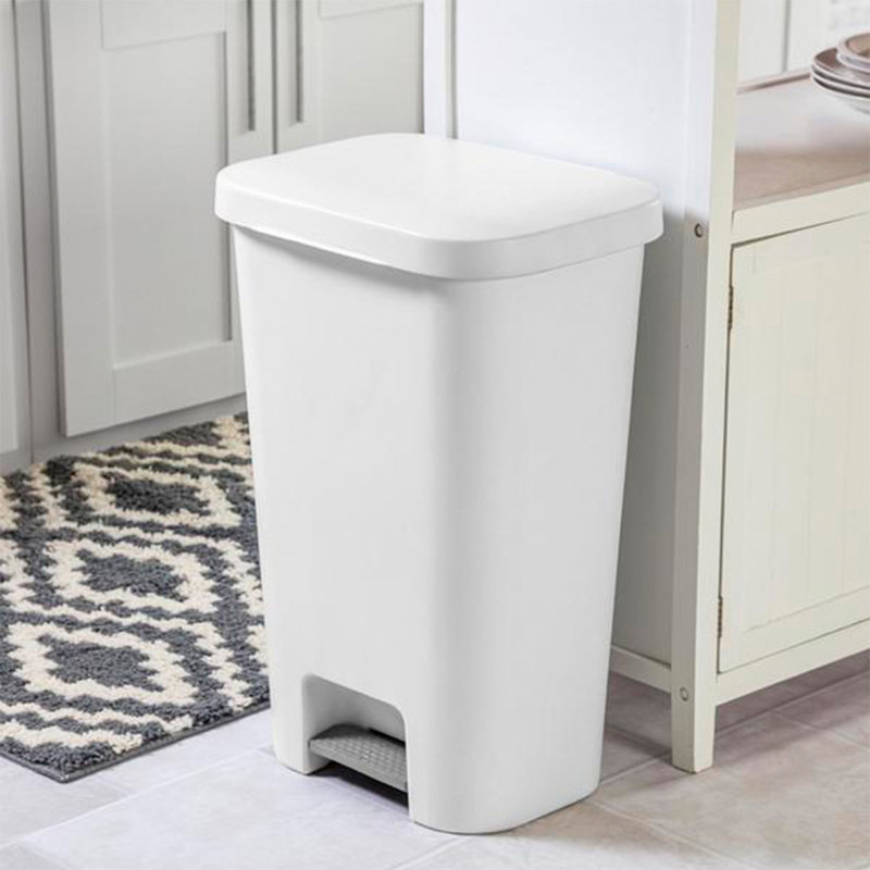 Poubelle de cuisine rectangulaire à pédale de 11,9 gallons Sterilite, blanc (paquet de 4)