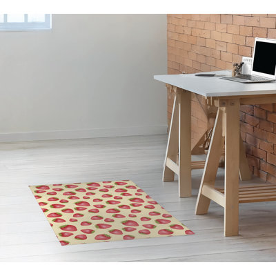 Tapis de bureau léger Summer Strawberries