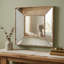 Miroir décoratif carré patiné argent pour le salon, le vestibule, le bureau, la chambre à coucher et le couloir-17581174