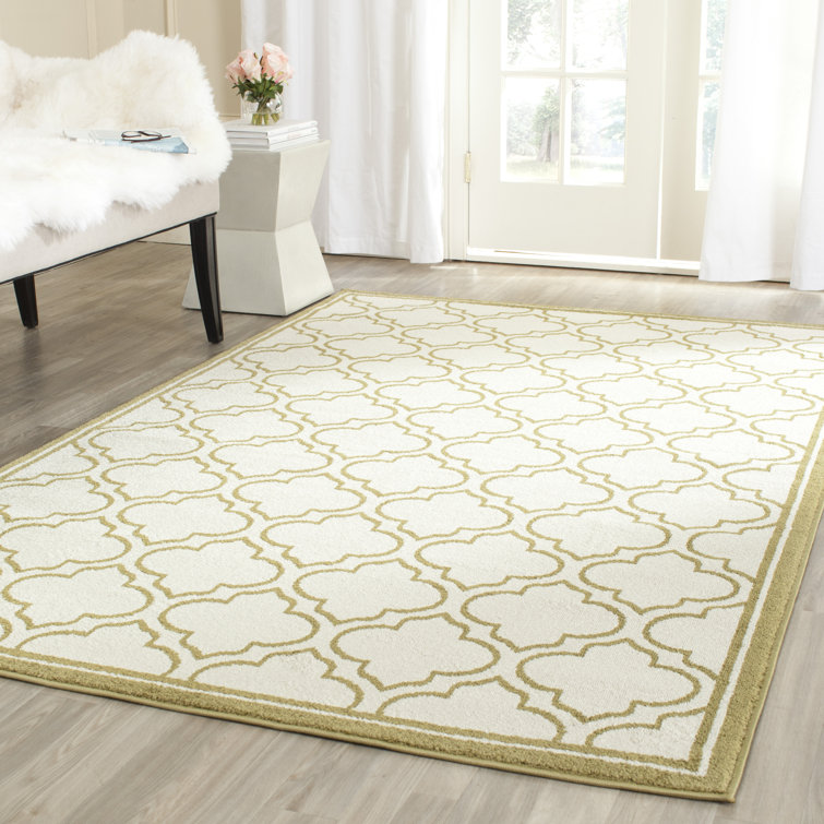 Ammundsen Geometric Ivory/Light Green Area Rug