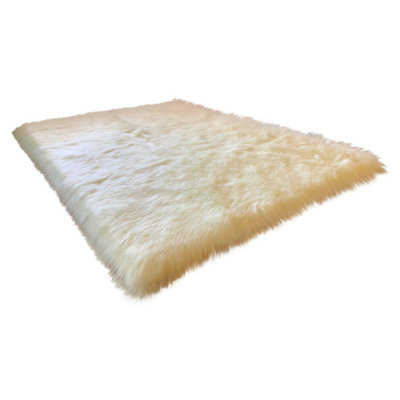 Wieland Performance Faux Sheepskin Washable Indoor Rug