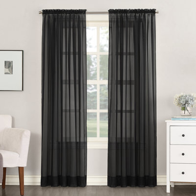 Panneau de rideau transparent avec passe-tringle Wayfair Basics® Albia
