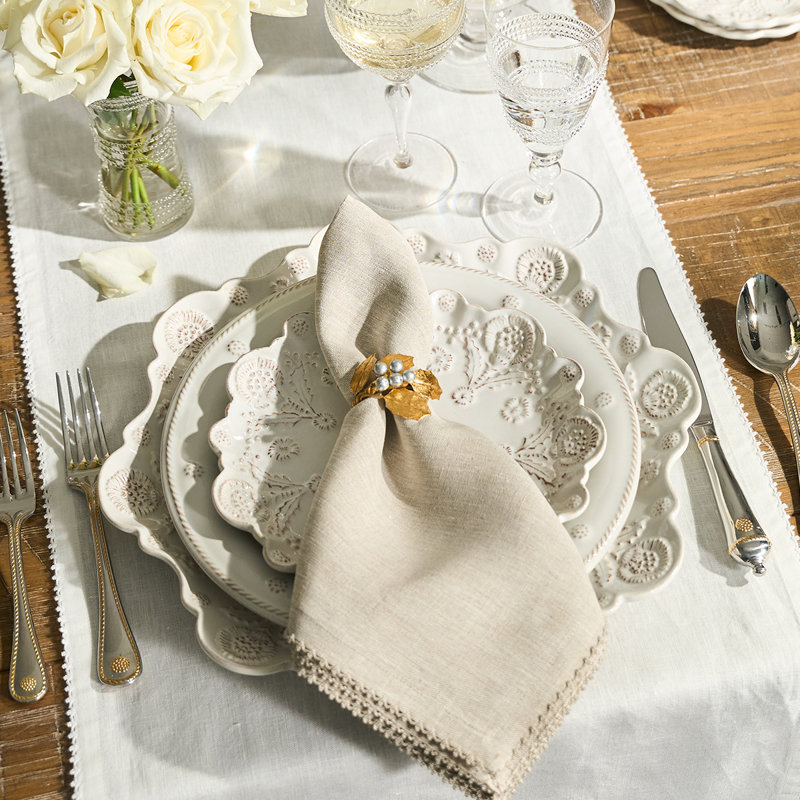 Berry Scallop Napkin, Buby