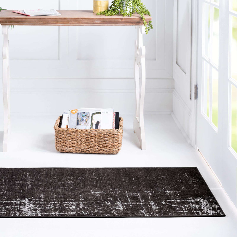 Indoor Rug, Runner 2' x 6'1"