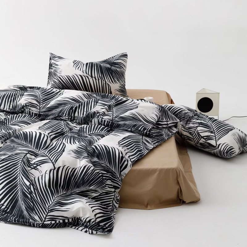Comforter Set Geometric Bedding Set 3 Pieces Strips Grid Comforter Set, Full Comforter + 2 Pillowcases, Black Leaves