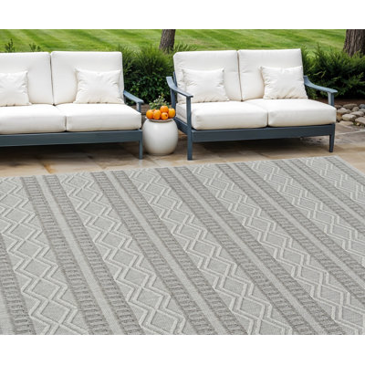 Tapis d'extérieur rayé beige et gris 8 pi x 11 pi